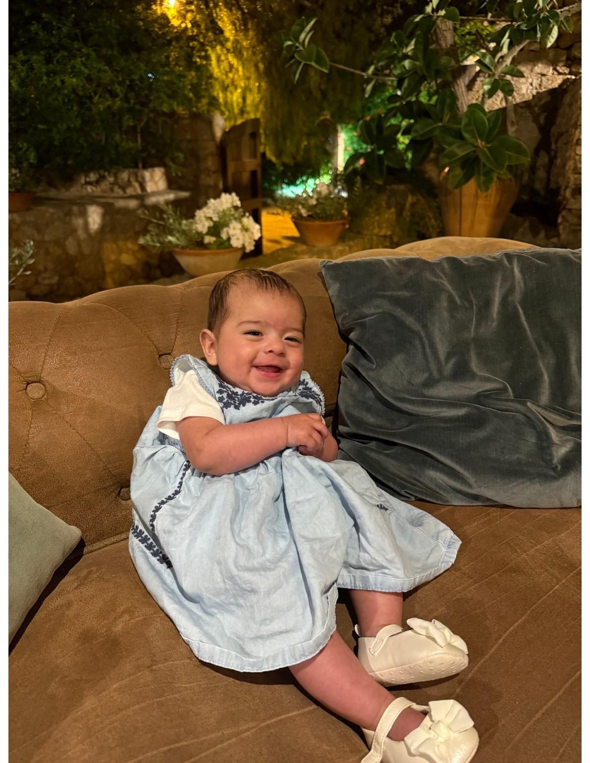 Lili sonriendo